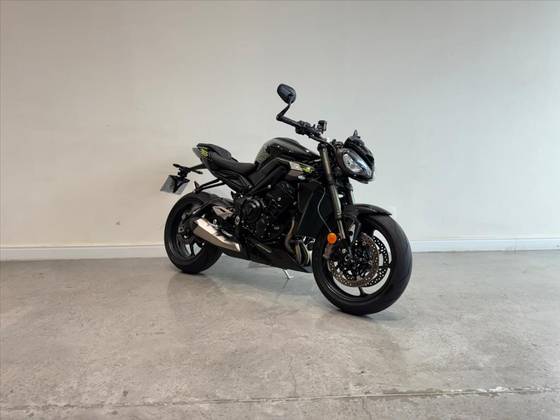 TRIUMPH STREET TRIPLE RS ABS TRIUMPH STREET TRIPLE RS ABS
